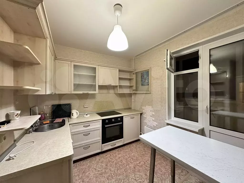 1-к. квартира, 41 м, 9/10 эт. - Фото 0