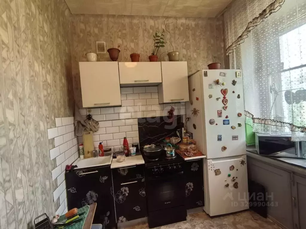Комната Кемеровская область, Новокузнецк ул. Челюскина, 33 (18.2 м) - Фото 1