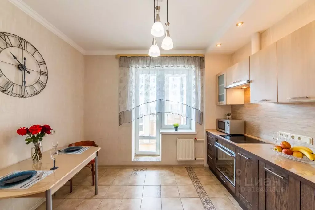 2-к кв. Санкт-Петербург Серебристый бул., 17к1 (62.8 м) - Фото 1