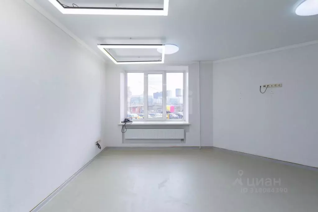 Офис в Тюменская область, Тюмень Мыс мкр, ул. Малиновского, 6 (49 м) - Фото 0