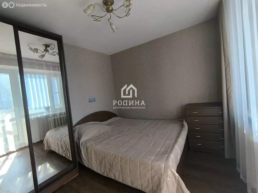 3-комнатная квартира: Комсомольск-на-Амуре, проспект Победы, 12 (52.8 ... - Фото 1