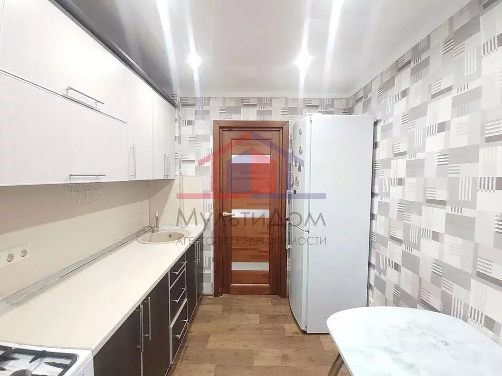 3-к кв. Белгородская область, Губкин Севастопольская ул., 6 (60.0 м) - Фото 2