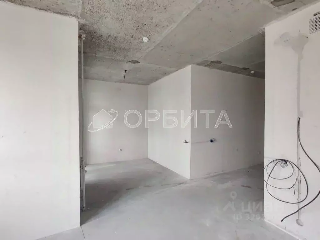Студия Тюменская область, Тюменский район, д. Патрушева ул. Михаила ... - Фото 0