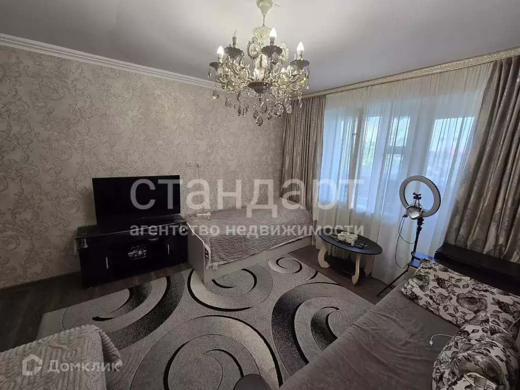 Продаётся 2-к квартира, 55.8 м - Фото 1