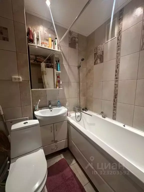 3-к кв. Челябинская область, Челябинск ул. Курчатова, 16 (57.2 м) - Фото 1