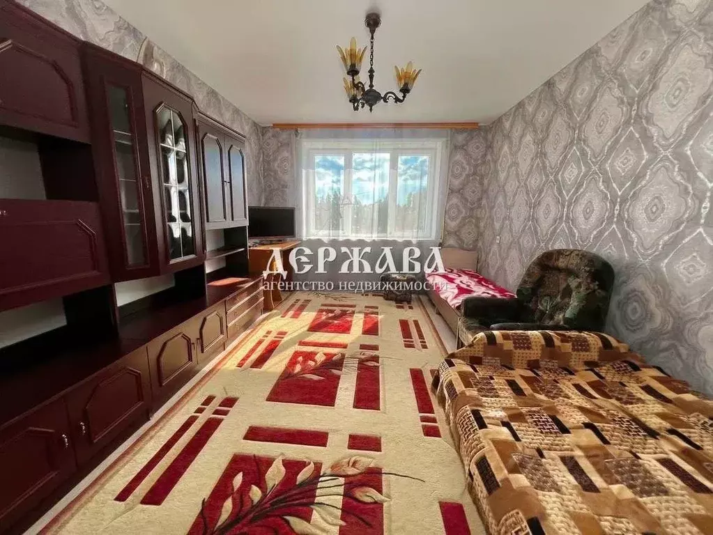 3-к кв. Белгородская область, Старый Оскол Солнечный мкр, 8 (62.3 м) - Фото 2