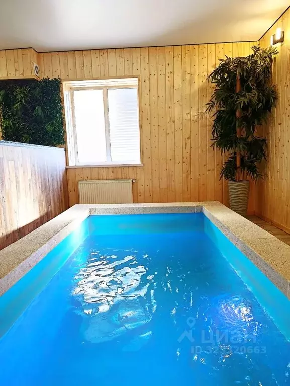 Дом в Воронежская область, Воронеж ул. Братьев Мариных (265 м) - Фото 1