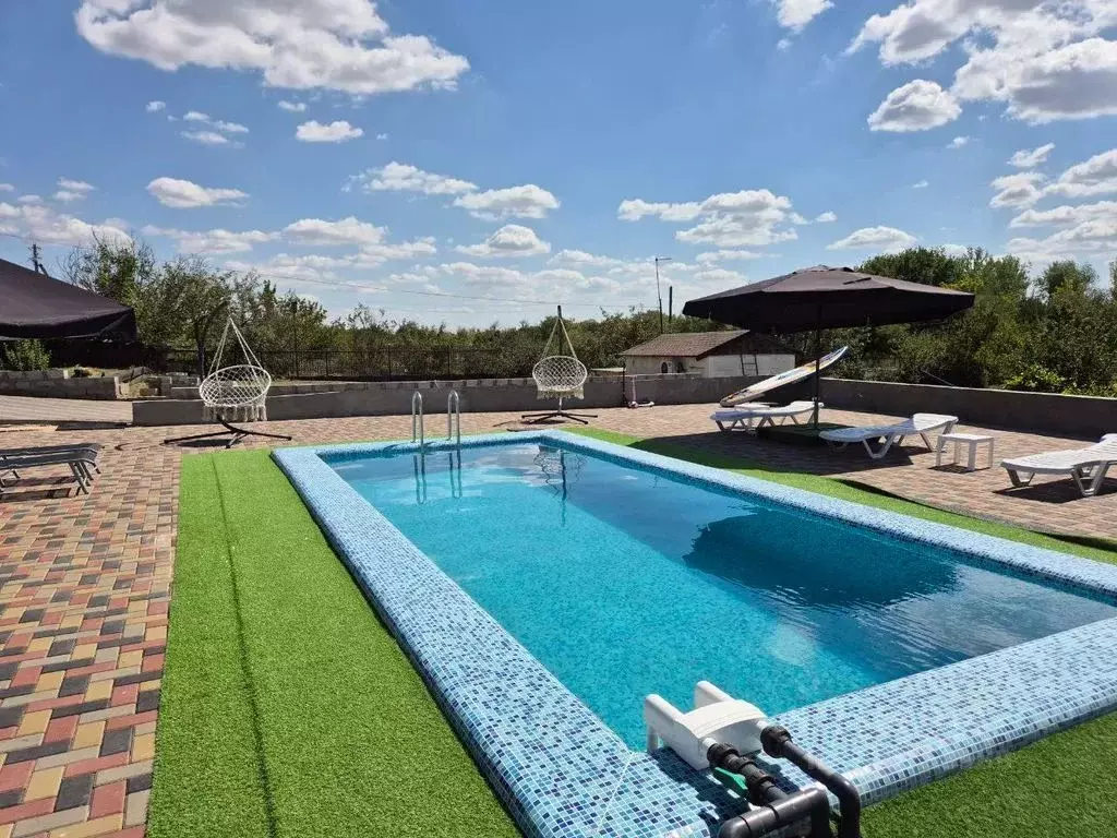 Дом в Волгоградская область, Среднеахтубинский район, Красное с/пос, ... - Фото 2