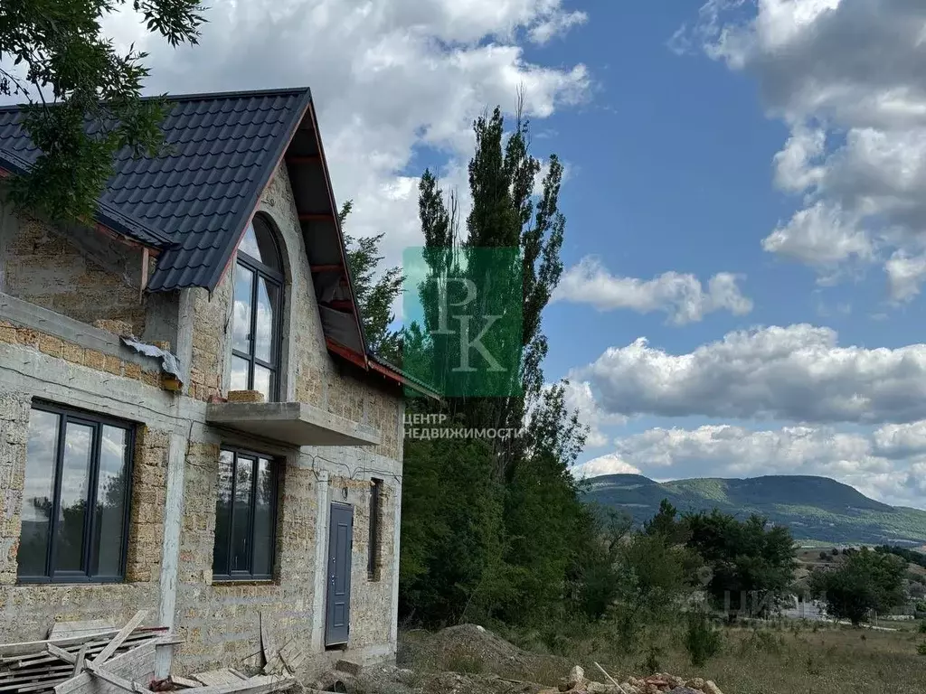 Дом в Крым, Бахчисарайский район, Голубинское с/пос, с. Новополье ул. ... - Фото 0