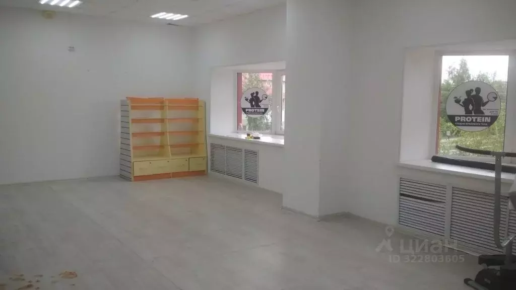 Помещение свободного назначения в Ямало-Ненецкий АО, Ноябрьск Школьная ... - Фото 1