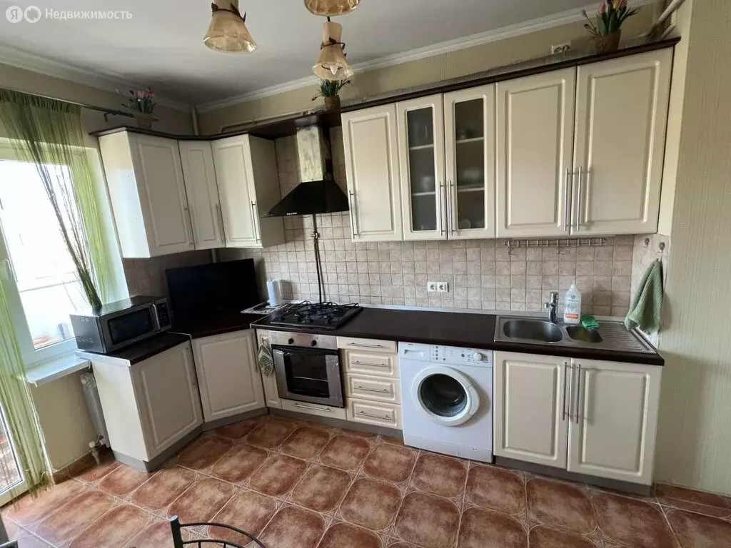 2-комнатная квартира: Геленджик, микрорайон Парус, 19А (62.4 м) - Фото 1