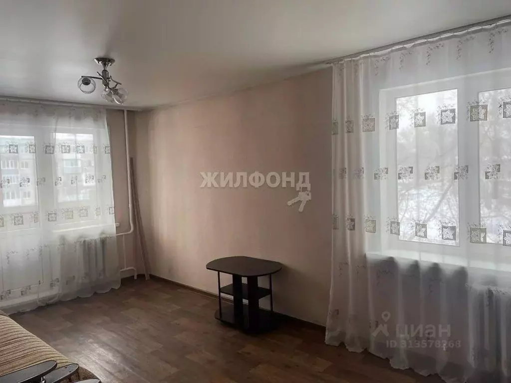 2-к кв. Алтайский край, Барнаул ул. Юрина, 247 (43.5 м) - Фото 0