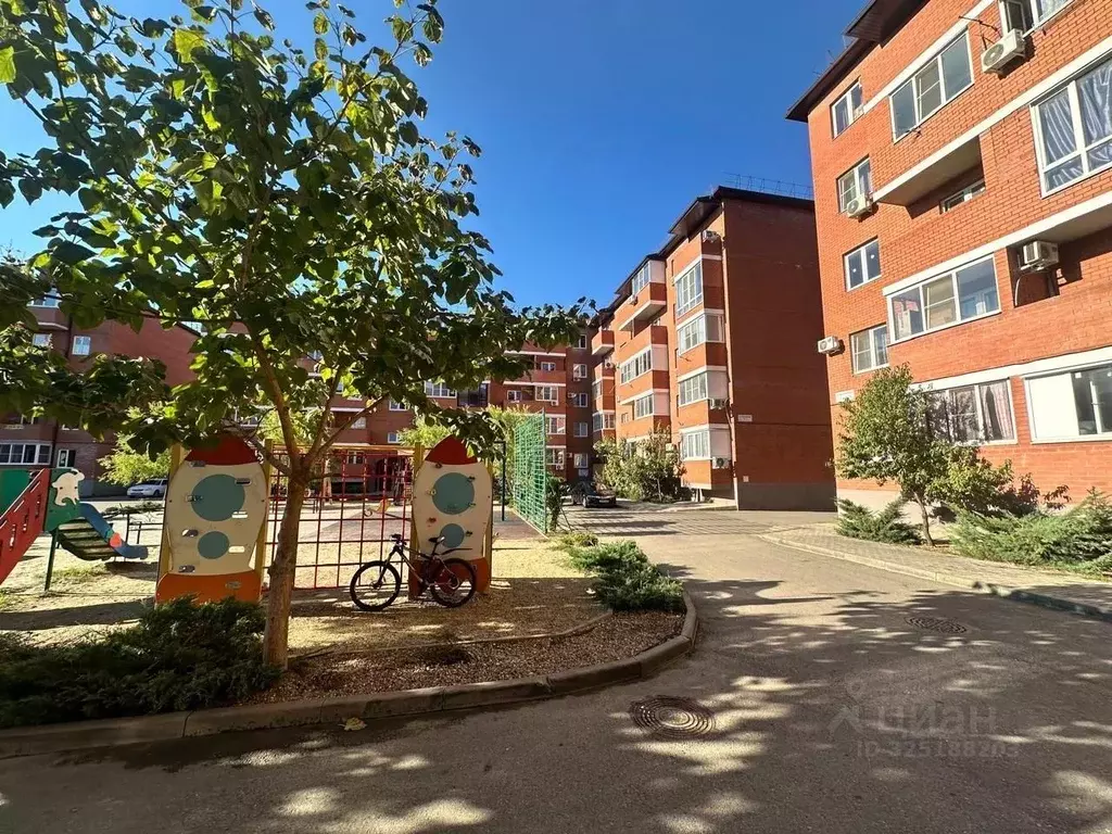 1-к кв. Адыгея, Тахтамукайский район, Старобжегокайское с/пос, Новая ... - Фото 1