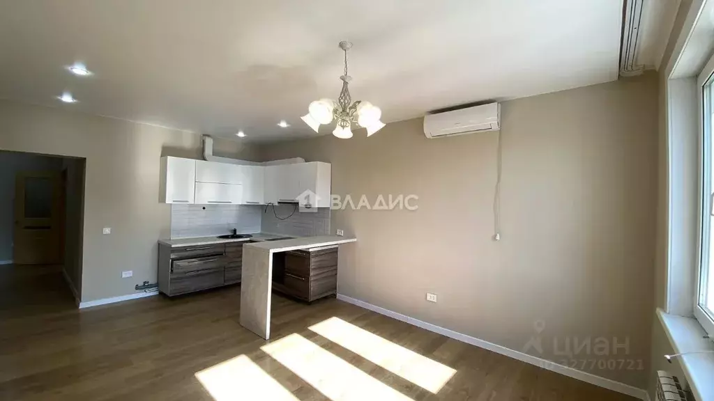 3-к кв. Бурятия, Улан-Удэ ул. Боевая, 7В (78.3 м) - Фото 1