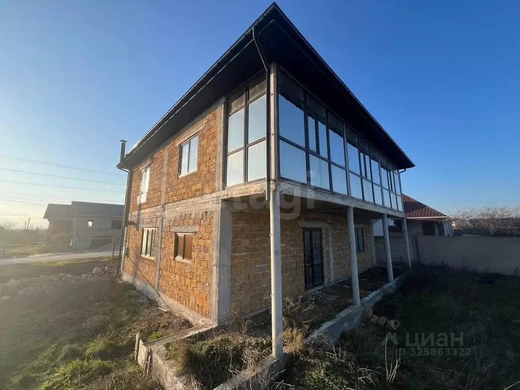 Дом в Крым, Феодосия муниципальный округ, Приморский пгт ул. ... - Фото 1