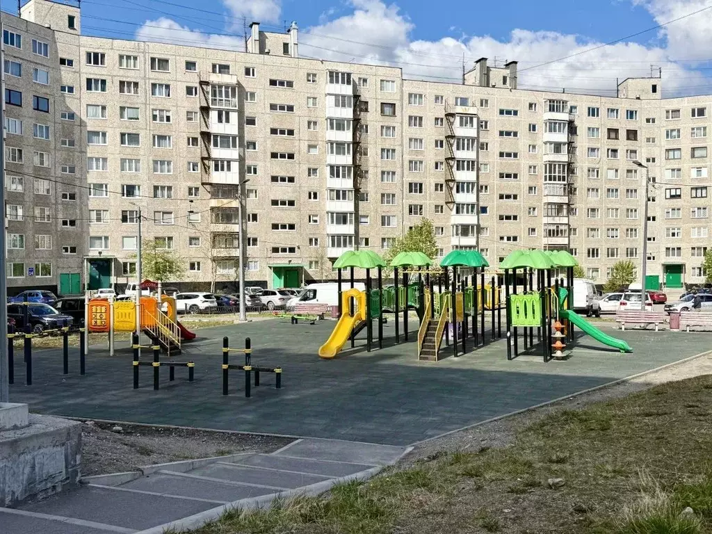 3-к кв. Мурманская область, Мурманск ул. Героев Рыбачьего, 71 (66.7 м) - Фото 1