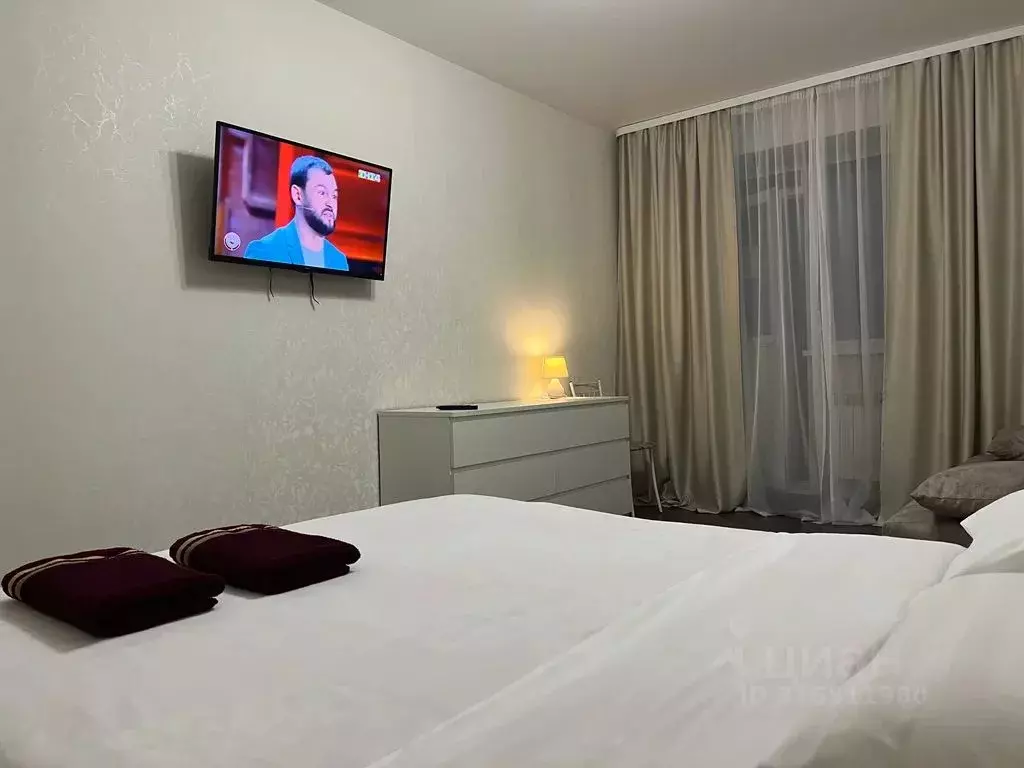 1-к кв. Иркутская область, Ангарск 18-й мкр, 19 (56.0 м) - Фото 1