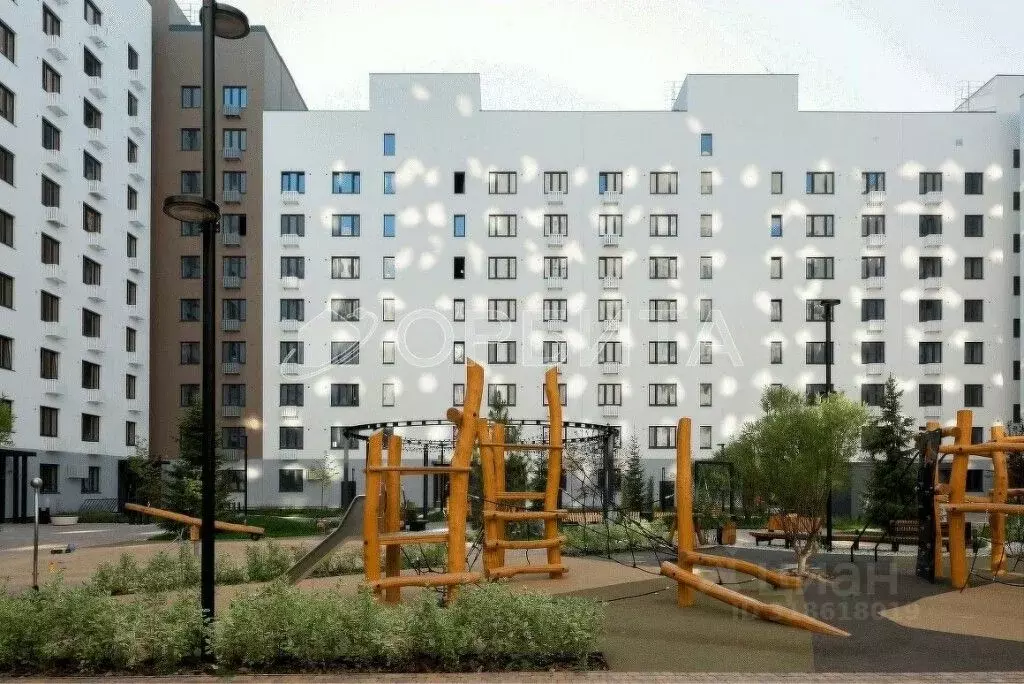 2-к кв. Тюменская область, Тюмень Новгородская ул., 20 (69.9 м) - Фото 0