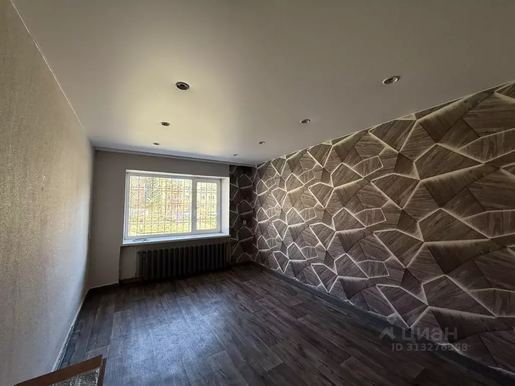 Комната Омская область, Омск просп. Мира, 23А (17.4 м) - Фото 0