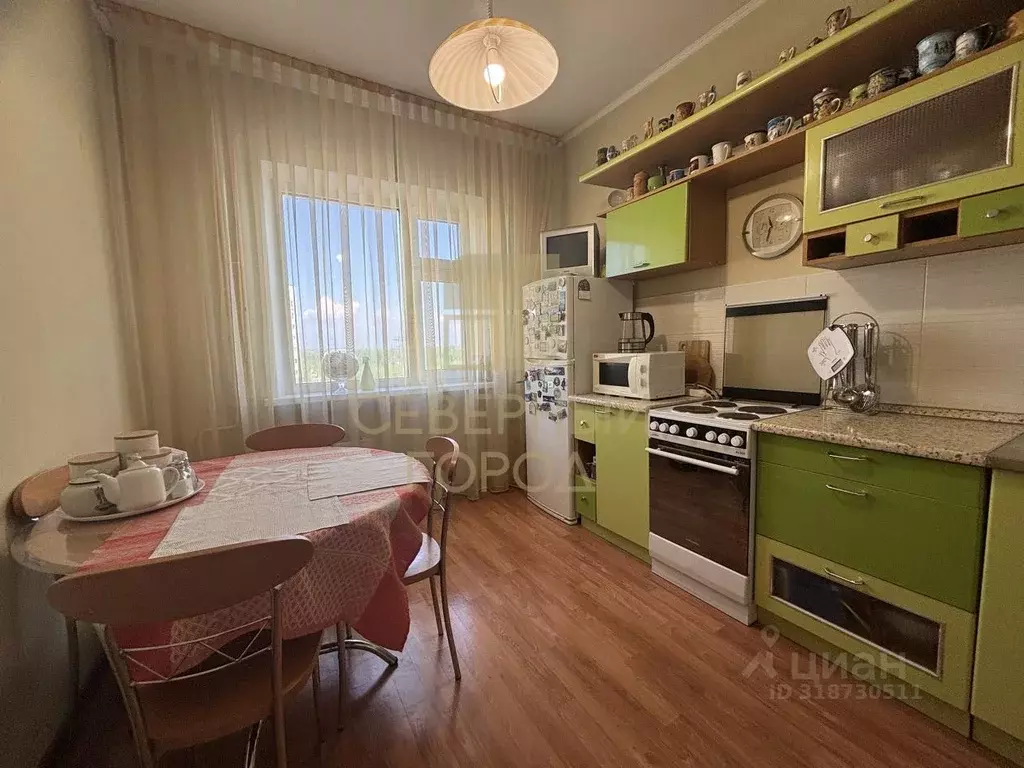 3-к кв. Ханты-Мансийский АО, Нижневартовск Северная ул., 48 (68.0 м) - Фото 0