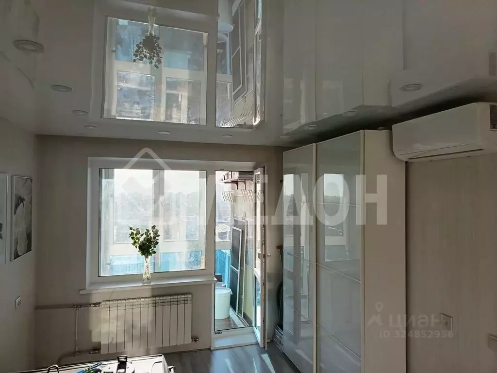 2-к кв. Омская область, Омск просп. Королева, 14 (43.0 м) - Фото 1