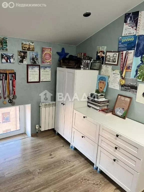 5-комнатная квартира: Химки, квартал Клязьма, улица Лётчика Ивана ... - Фото 1