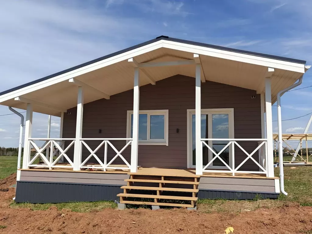 Дом в Кировская область, Слободской район, Шиховское с/пос, д. ... - Фото 1