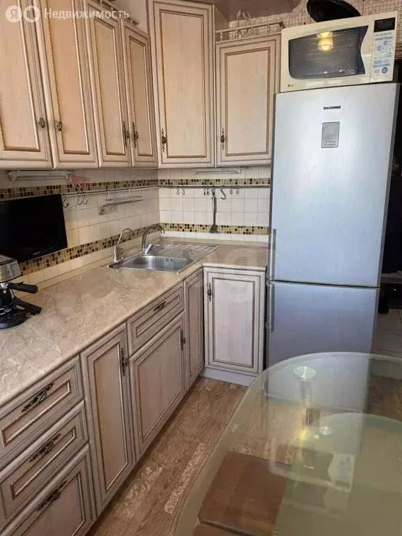 3-комнатная квартира: Оренбург, улица Родимцева, 5 (70 м) - Фото 1