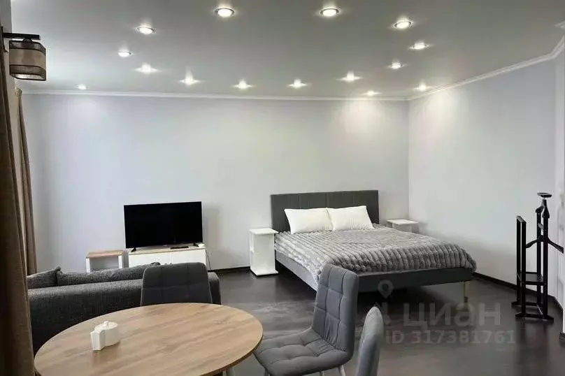 1-к кв. Татарстан, Казань ул. Павлюхина, 99б (54.0 м) - Фото 2