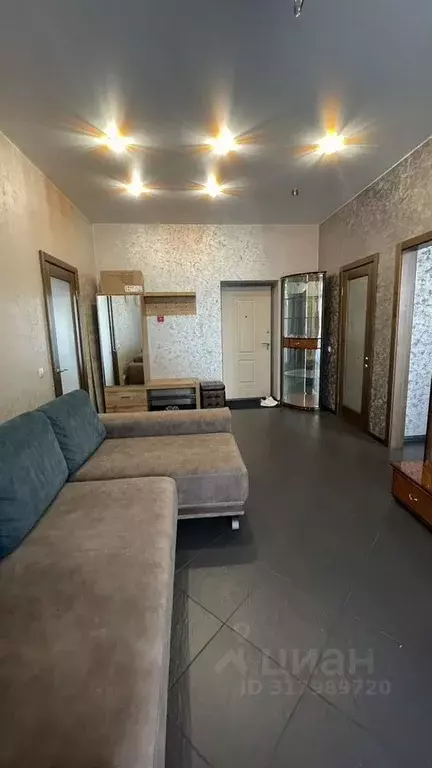 2-к кв. Красноярский край, Красноярск ул. Карла Маркса, 8а (60.0 м) - Фото 0
