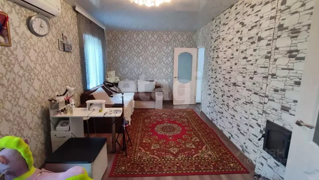 Дом в Крым, Советский район, с. Чапаевка ул. Пушкина (70 м) - Фото 1