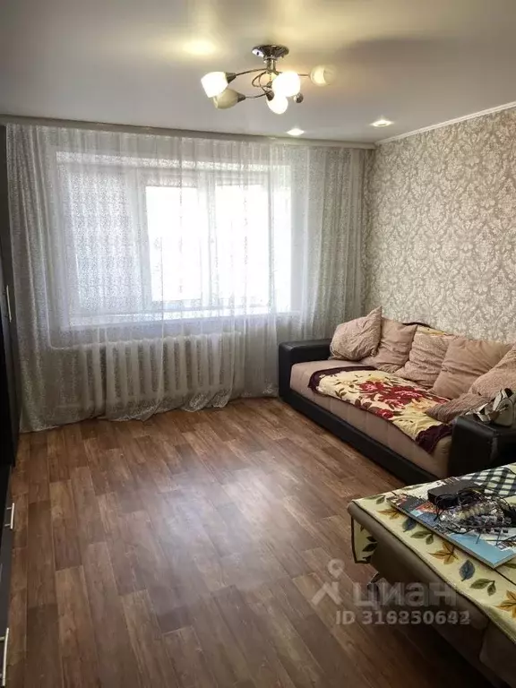 1-к кв. Брянская область, Брянск Московский просп., 81/1 (36.0 м) - Фото 0