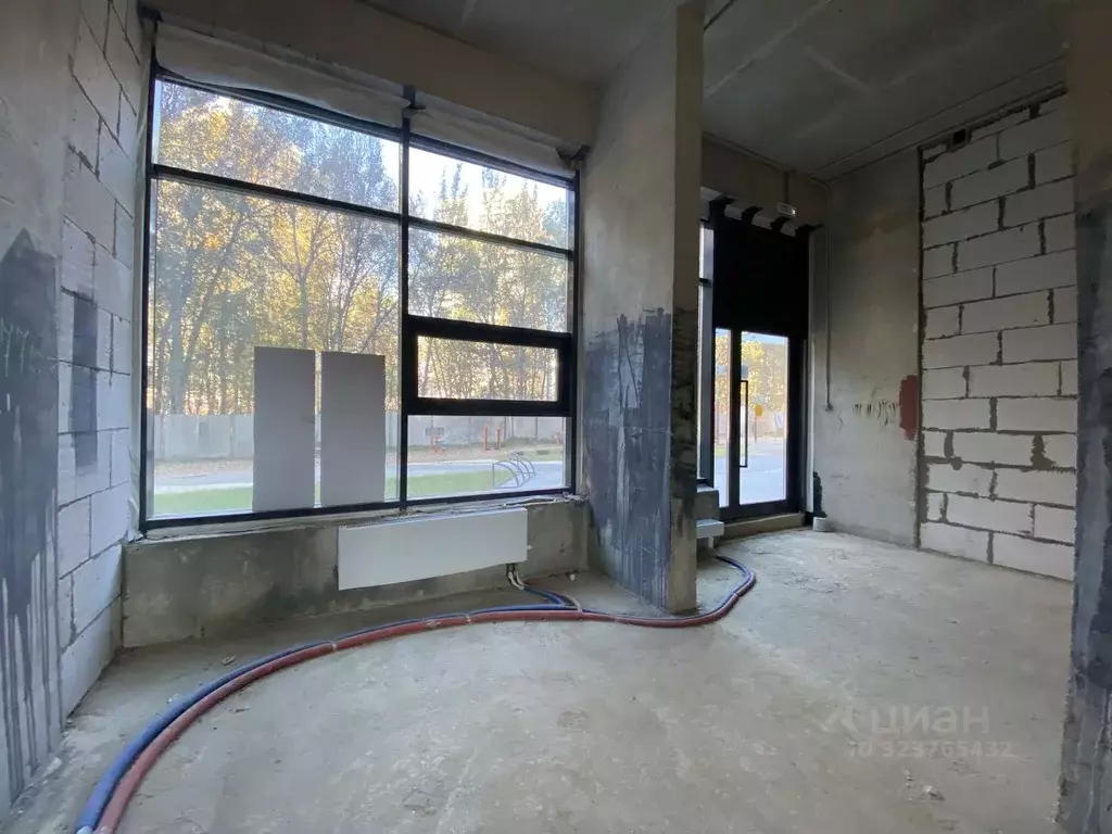 Торговая площадь в Москва Скандинавия жилой комплекс, ул. Эдварда ... - Фото 0