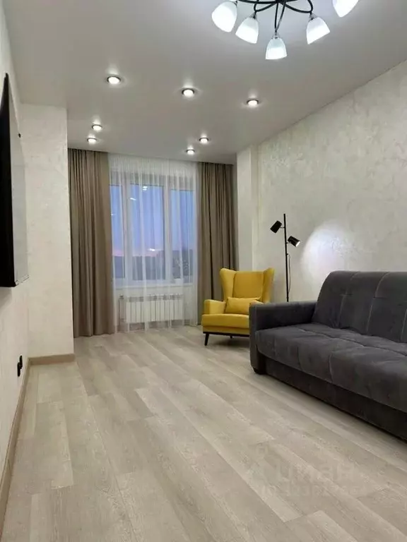 2-к кв. Хакасия, Абакан Трудовая ул., 84 (61.6 м) - Фото 1