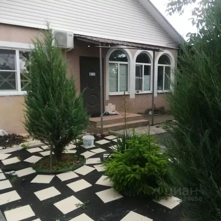 Дом в Белгородская область, Белгородский район, Поселок Октябрьский ... - Фото 1