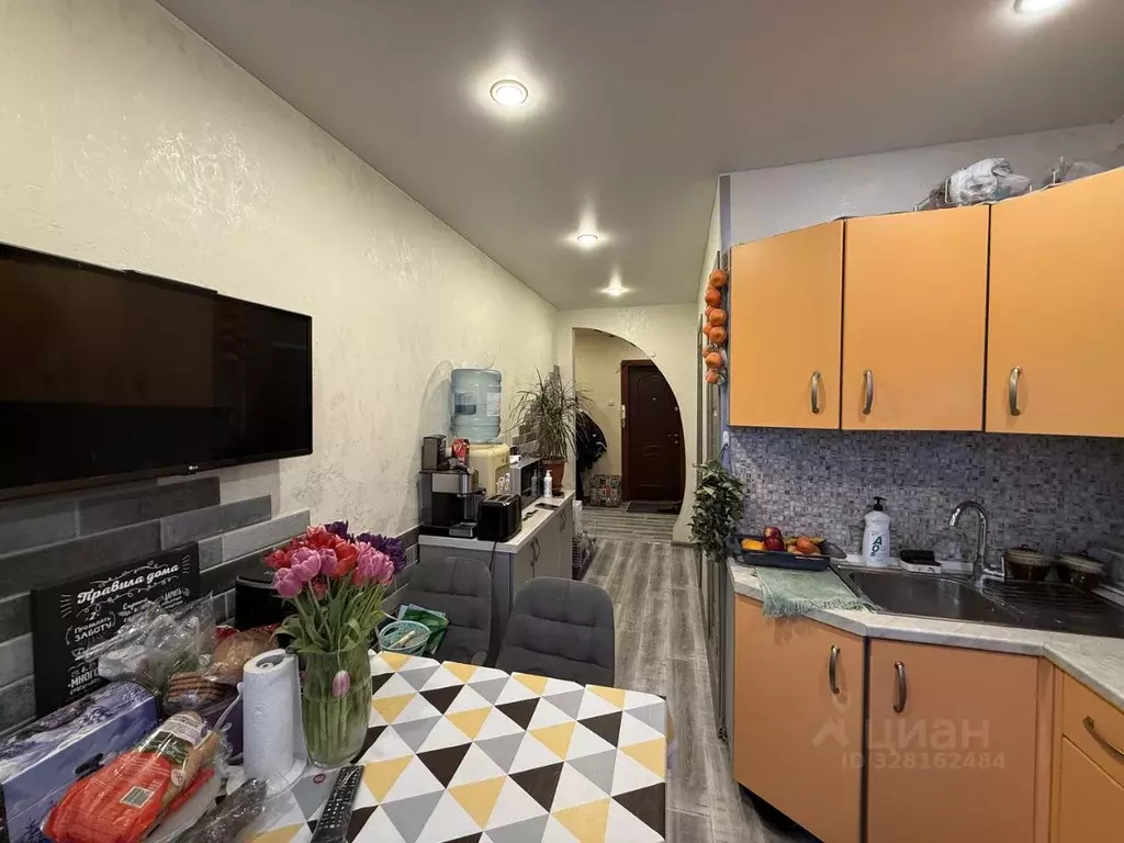 2-к кв. Московская область, Клин ул. 60 лет Октября, 3к2 (50.6 м) - Фото 1