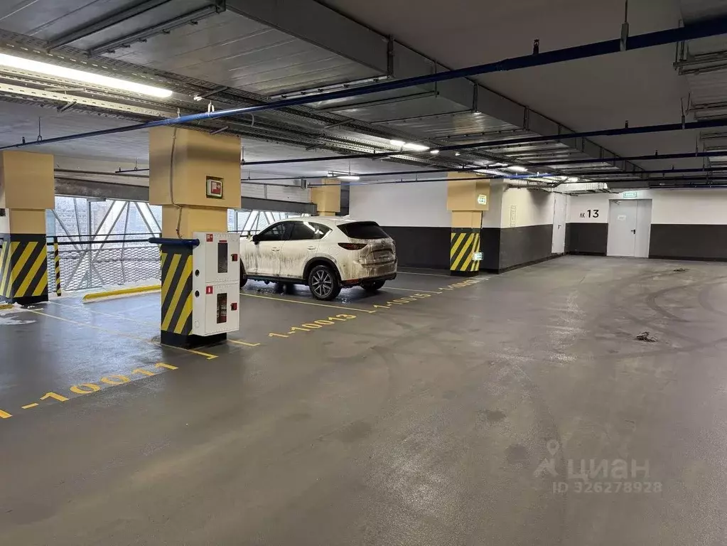 Гараж в Москва 1-й Красногвардейский проезд, 19 (14 м) - Фото 2