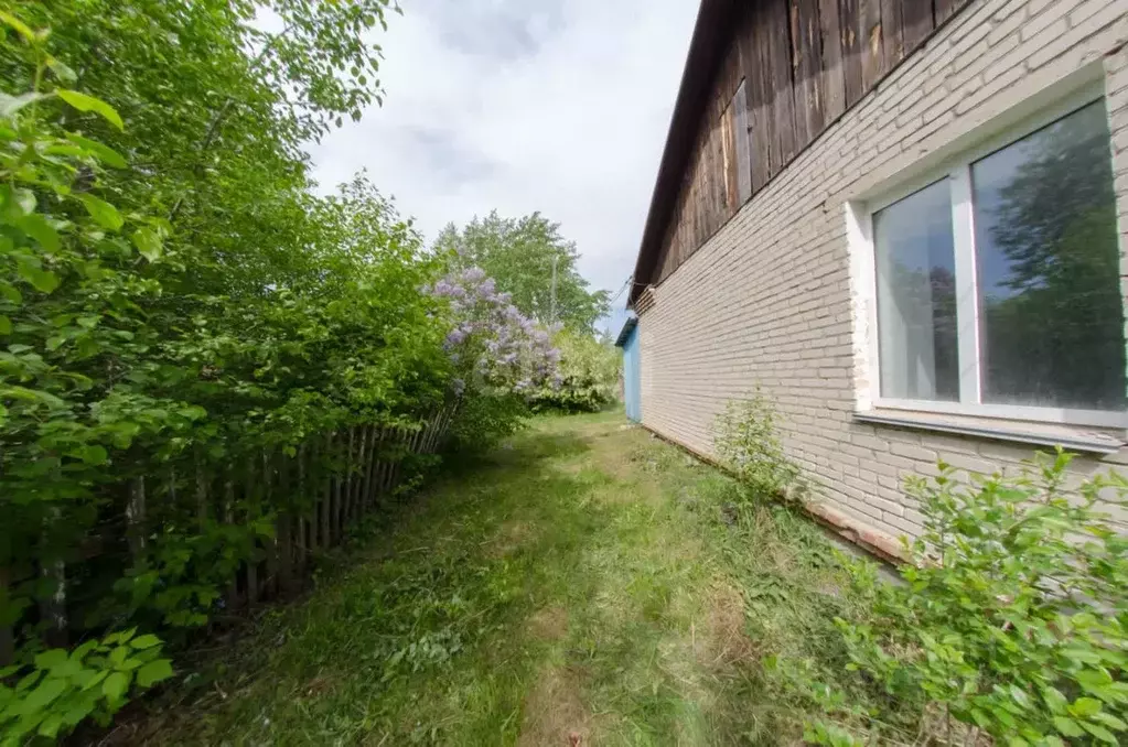 Дом в Курганская область, Шадринск Промышленная ул., 13 (100 м) - Фото 0