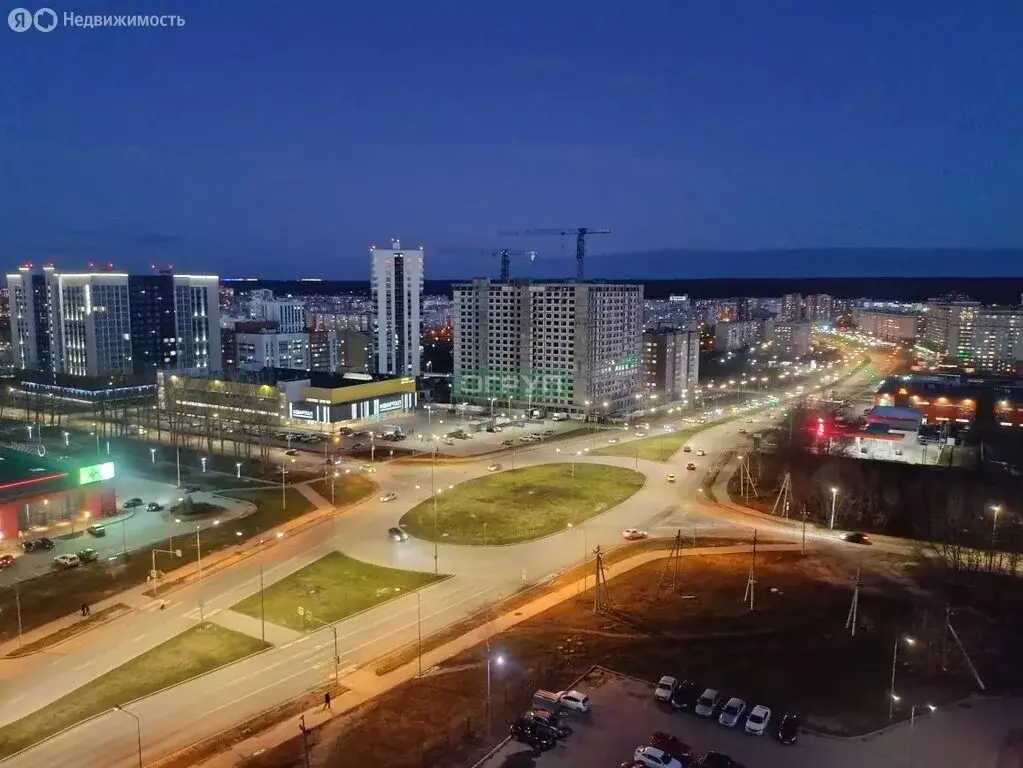 3-комнатная квартира: Пенза, улица Генерала Глазунова, 4 (72.5 м) - Фото 2