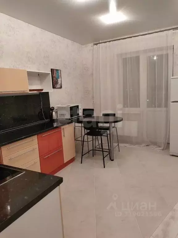 1-к кв. Воронежская область, Воронеж бул. Пионеров, 17Б (47.0 м) - Фото 0
