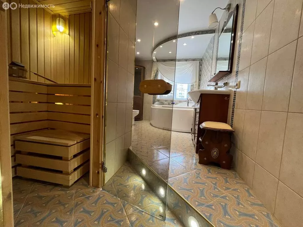 4-комнатная квартира: Уфа, улица Цюрупы, 151 (123 м) - Фото 2