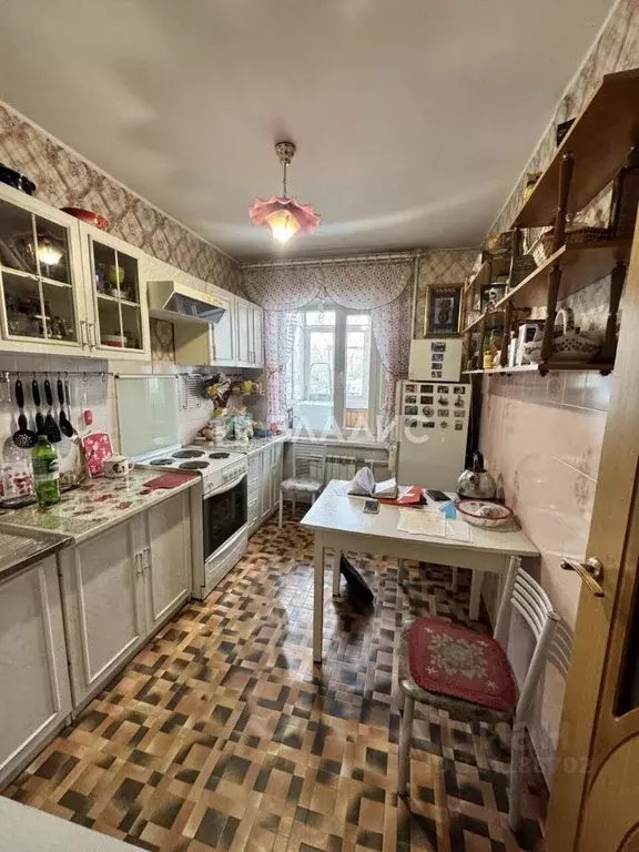 3-к кв. Бурятия, Улан-Удэ ул. Революции 1905 года, 104А (66.0 м) - Фото 0