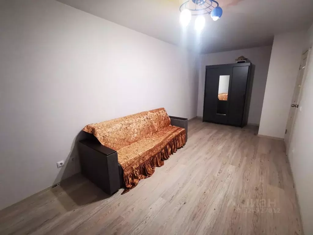 1-к кв. Удмуртия, Ижевск ул. 10 лет Октября, 75/1 (36.0 м) - Фото 1