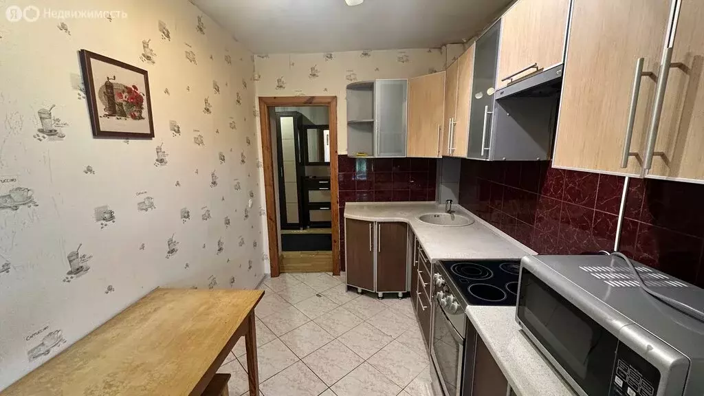 3-комнатная квартира: Иркутск, улица Пискунова, 100 (62.8 м) - Фото 1