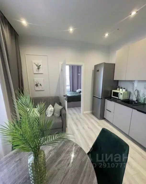 1-к кв. Нижегородская область, Нижний Новгород ул. Максима Горького, ... - Фото 1