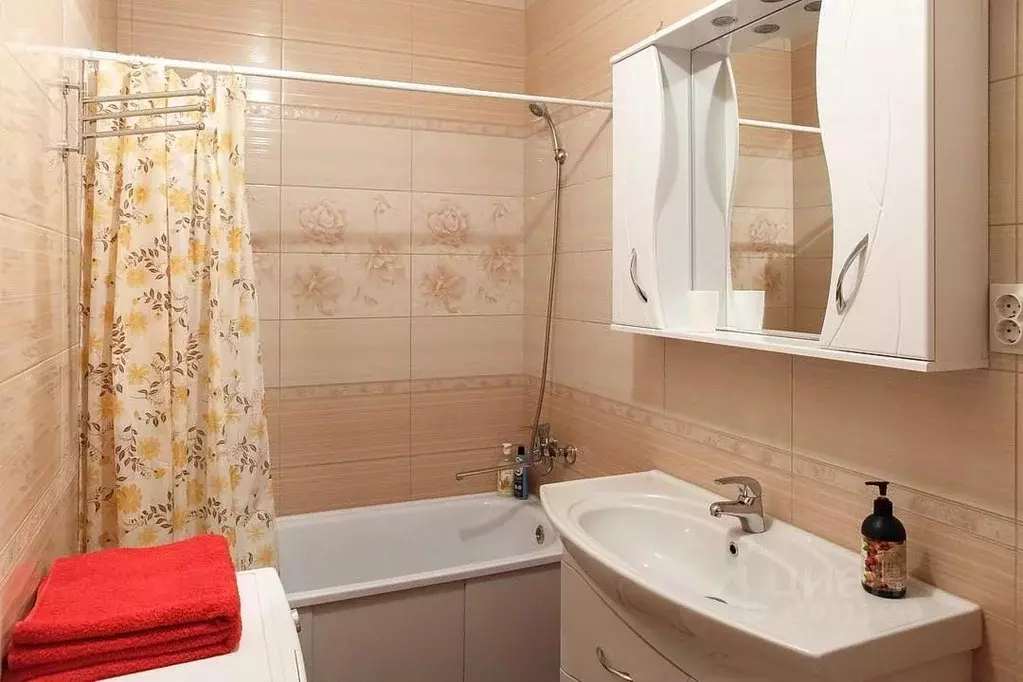 1-к кв. Воронежская область, Воронеж ул. Ворошилова, 1/3 (50.0 м) - Фото 2