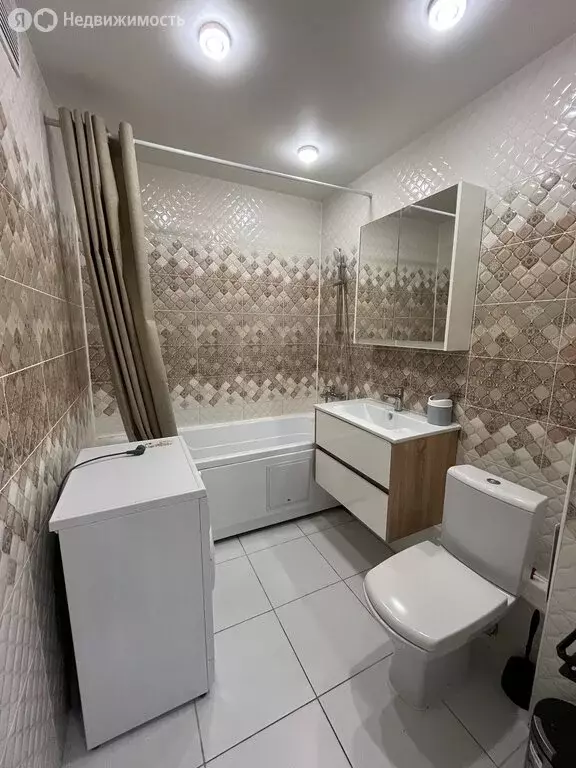 Квартира-студия: Ижевск, улица Азина, 135 (27.7 м) - Фото 1