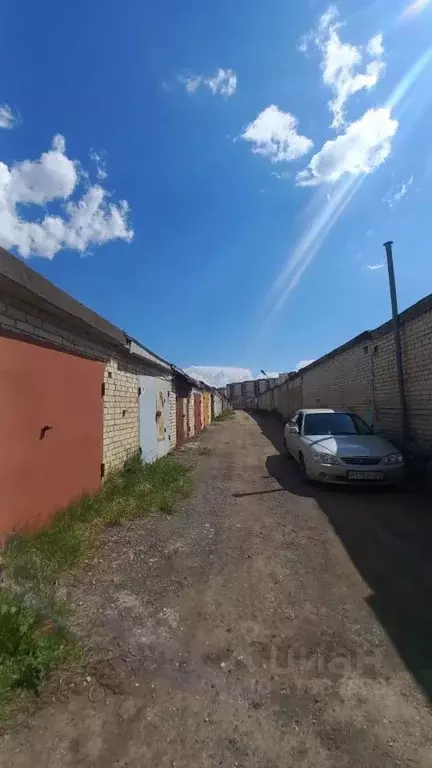 Гараж в Саратовская область, Саратов ул. Имени Братьев Никитиных, 10Б ... - Фото 1