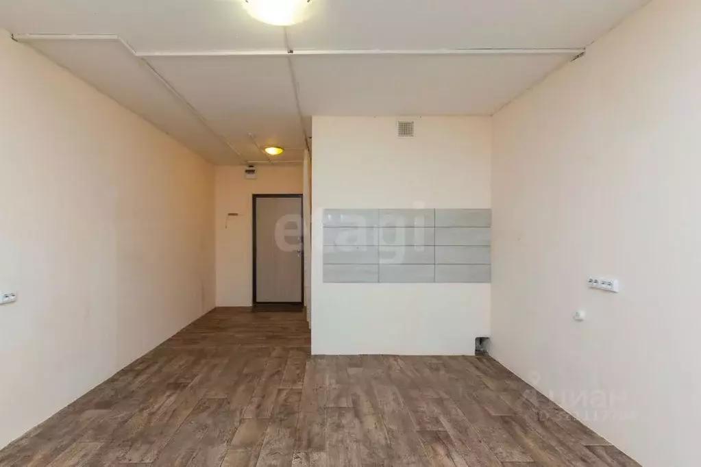 Студия Тюменская область, Тюмень ул. Тимофея Чаркова, 28 (25.0 м) - Фото 0