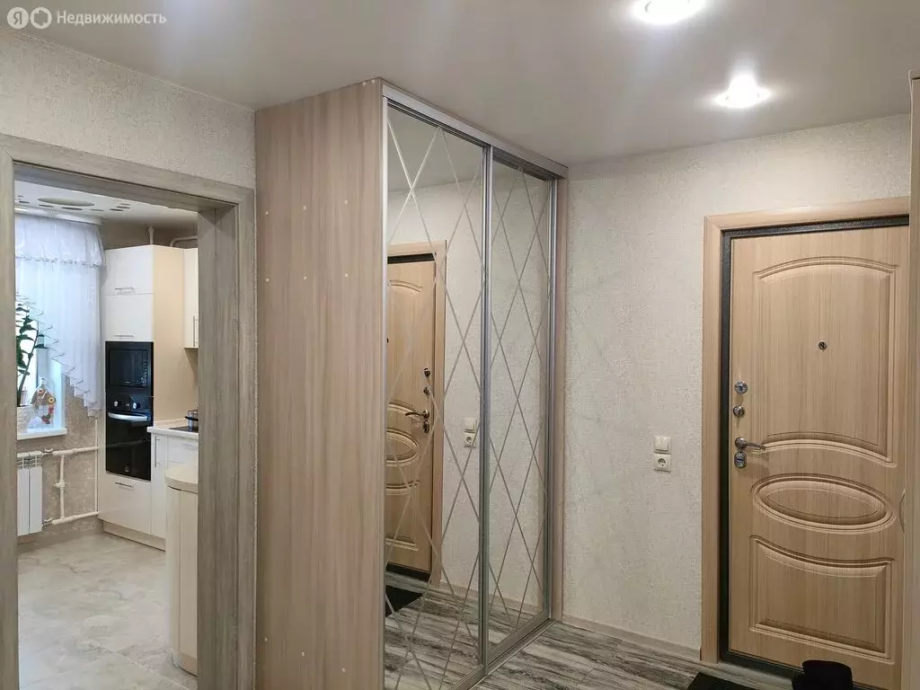 2-комнатная квартира: посёлок Рудничный, Клубная улица, 16 (54 м) - Фото 1